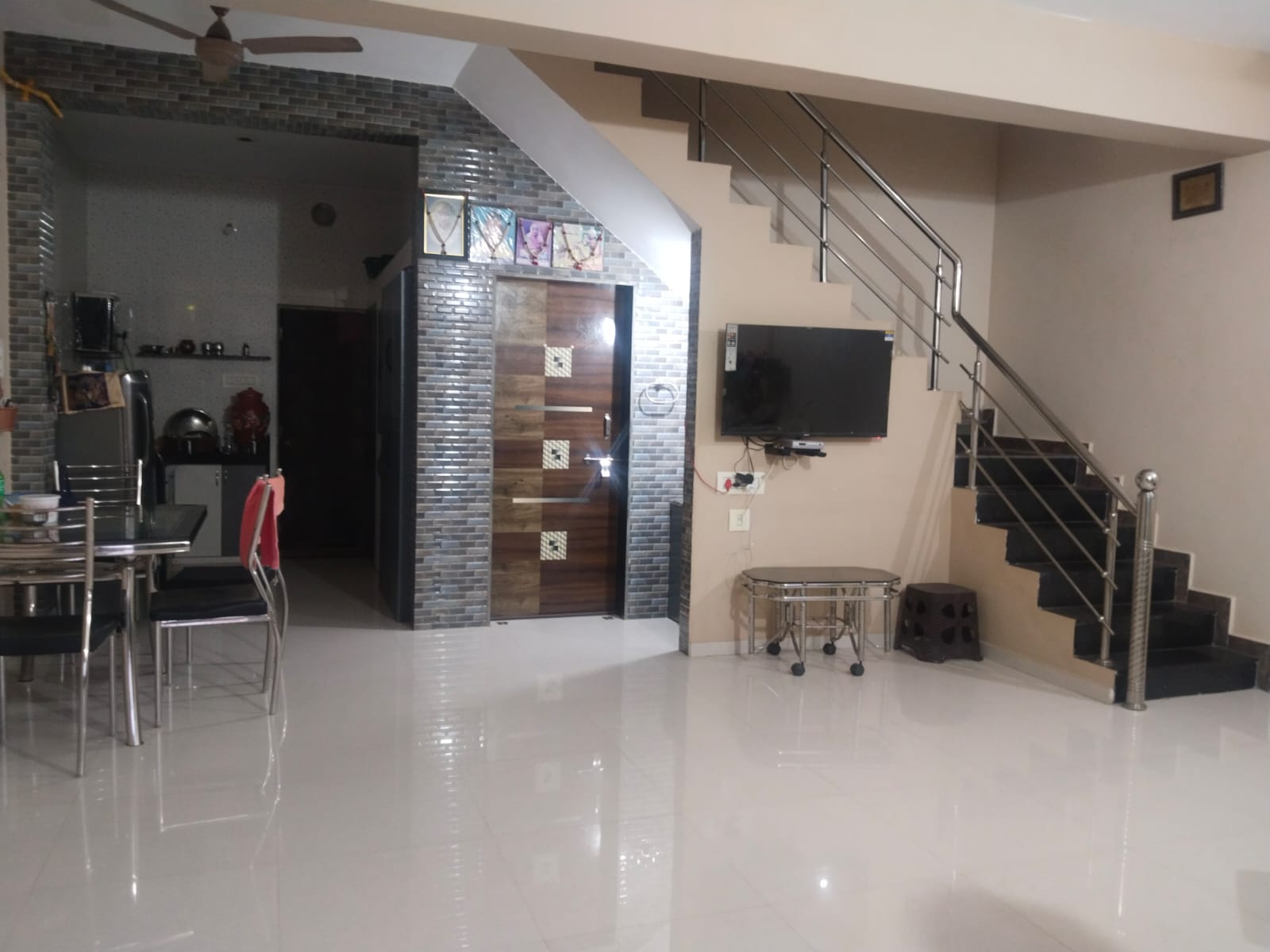 ગીતાંજલી સોસાયટીમાં મકાન વેચવાનું છે